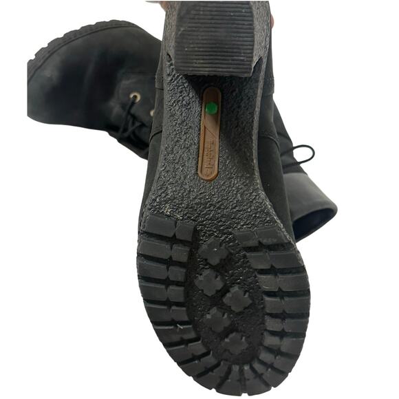 Timberland Leather Heeled Boot - Picture 7 of 9
